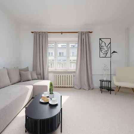 Bright Mazowiecka In Near Old Town By Renters
